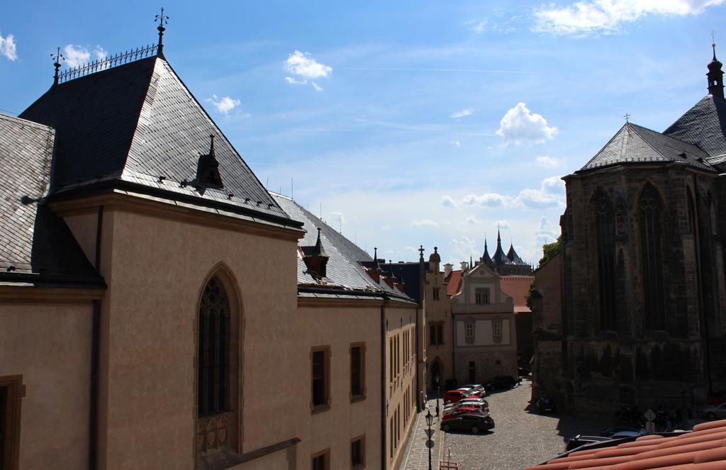 Café Havlíček Penzion Kutná Hora Extérieur photo